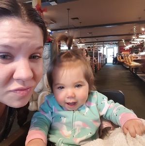 Meet your Posher, Andrea